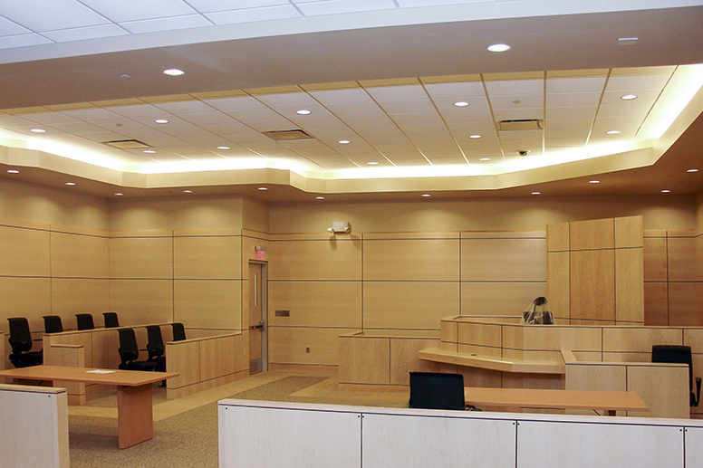 0807-1_COURT-ROOM