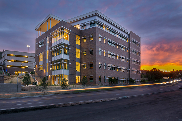 1207-2_EXTERIOR-AT-DUSK