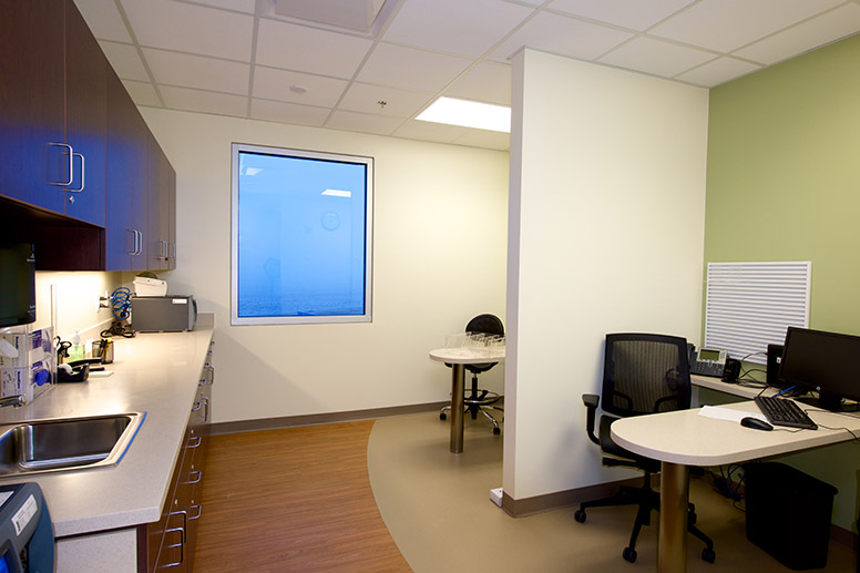 1401-10-Centura-7_NURSES-OFFICE